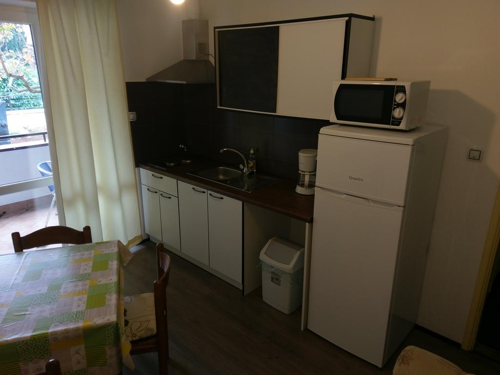 Apartments Ingrid Novigrad  Екстер'єр фото