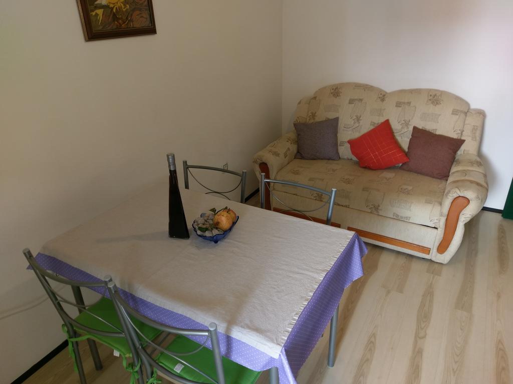 Apartments Ingrid Novigrad  Екстер'єр фото